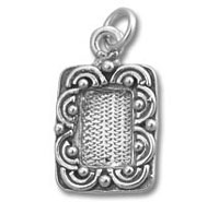 Design Oval Picture Frame Charm