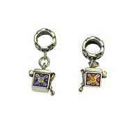 Spacer Bead with Daisy Flower Prayer Box