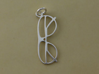 Medium Cutout Sunglasses Charm
