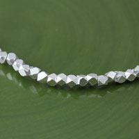 4.5mm Faceted Square Beads