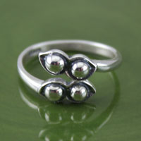 Peas in a Pod Adjustable Ring